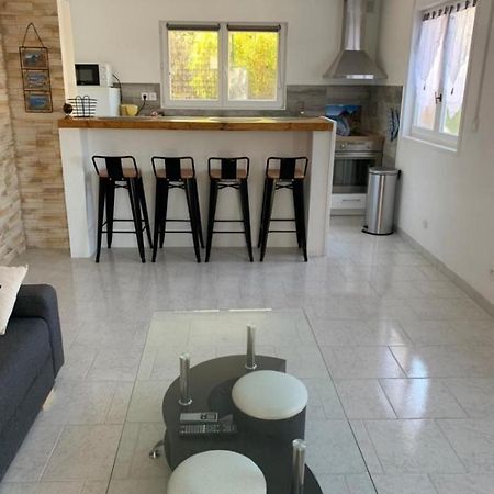 Rez De Villa Avec Place De Parking Et Vue Mer. La Ciotat Kültér fotó