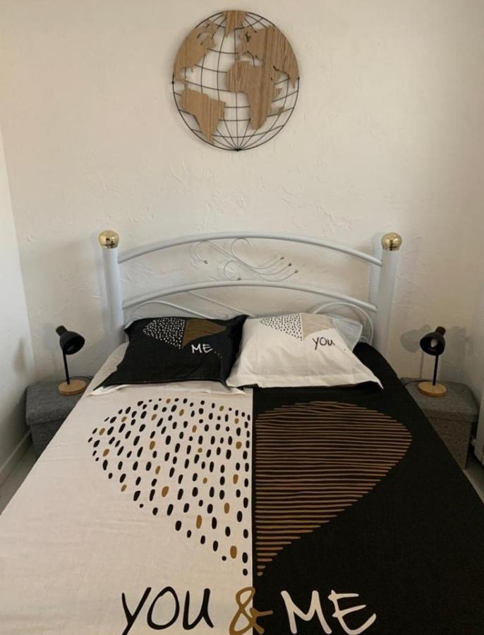 Rez De Villa Avec Place De Parking Et Vue Mer. La Ciotat Kültér fotó